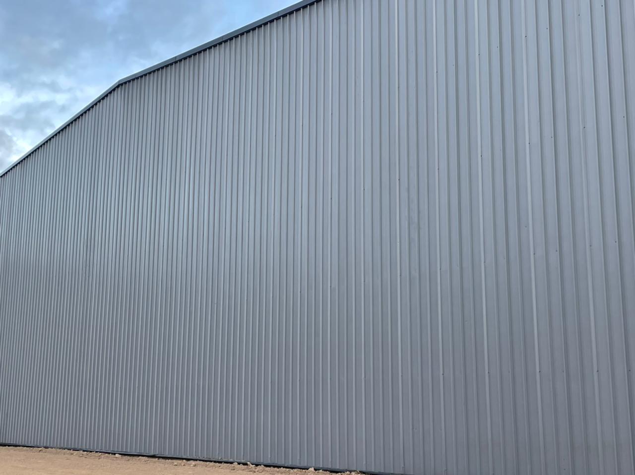 Insulated metal panel roof warehouse
